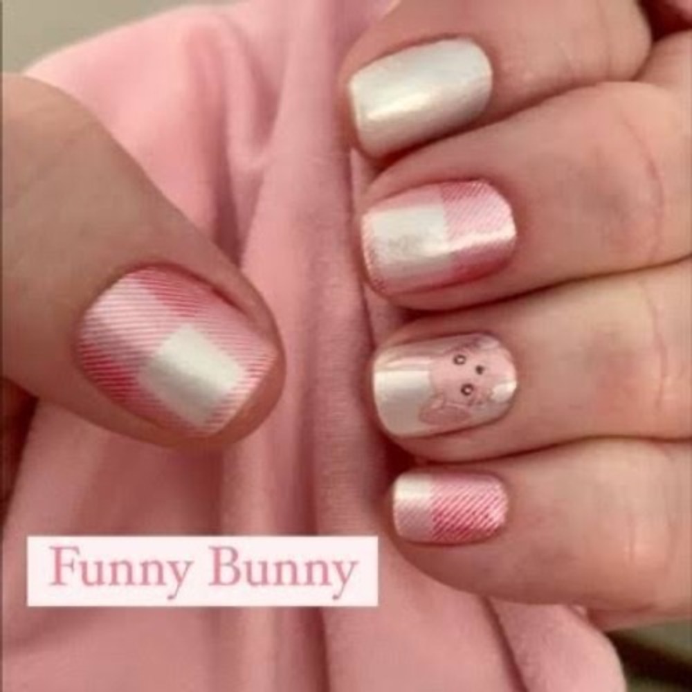 Color Street Funny Bunny Pink Gingham Bunny Nail Polish Strips FDS583 New